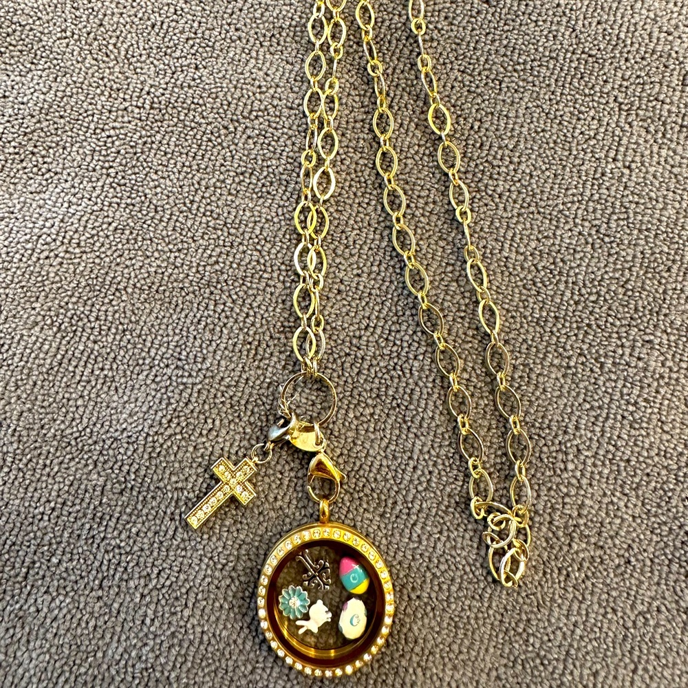 Origami Owl Living Locket-5 Easter Themed Charms